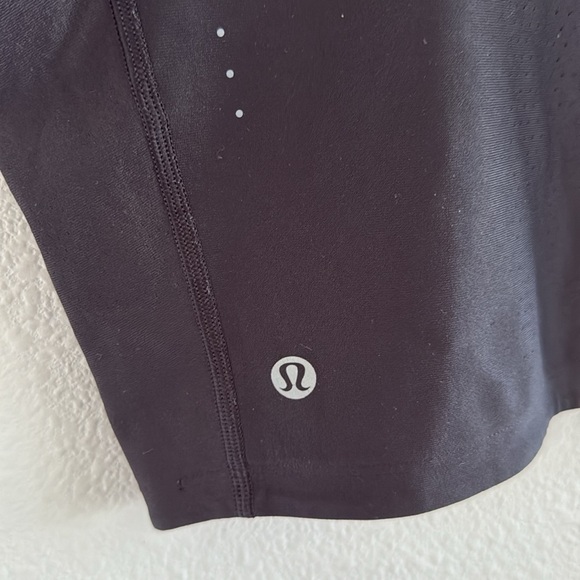 Lululemon Black Active Top Stretch with Meshing Reflective 4 - Picture 5 of 5